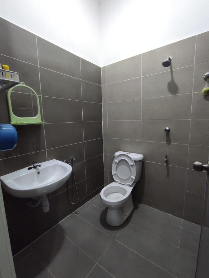 Bb D'Velodrom Homestay Dungun Zewnętrze zdjęcie
